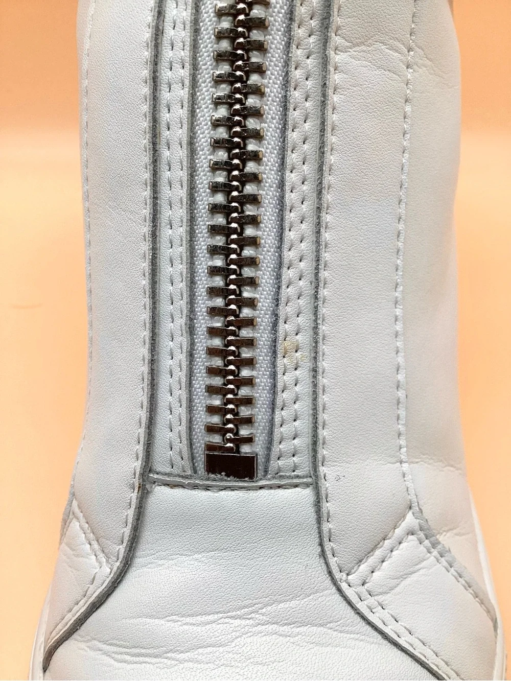 DKNY White Wedge Sneakers with Branded Strap Excellent Condition! Size 7.5 - Picture 9 of 10